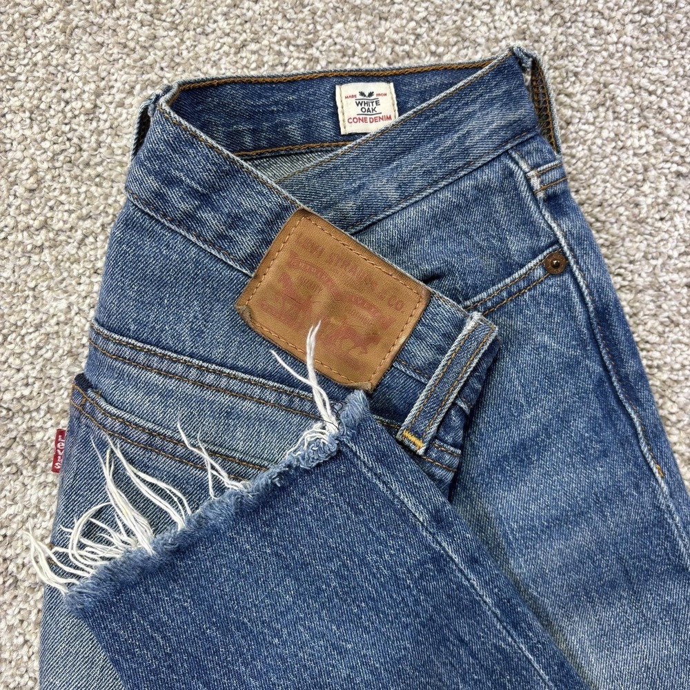 Levis Jeans Womens 26 White‎ Oak Blue Medium Wash Straight Raw Button Fly Denim